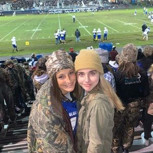 Meet your Posher, Natalie